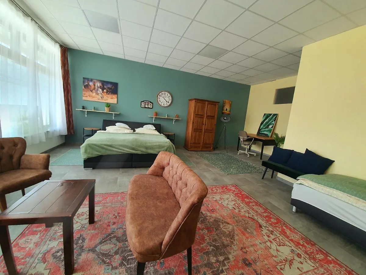 Apartment Freienwohnung Nahe Kuhsee Am Zwolf Apostel Platz Augsburg Germany