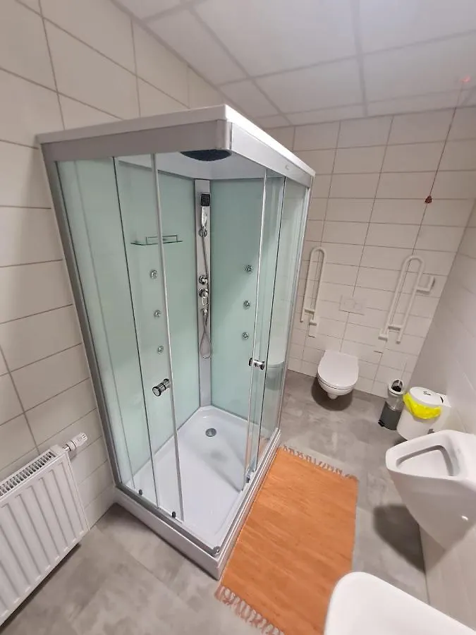Apartment Freienwohnung Nahe Kuhsee Am Zwolf Apostel Platz Augsburg