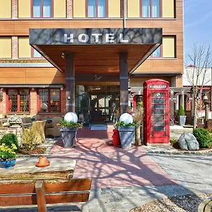 Hotel Ringhotel Alpenhof - Patchworkhotel, Augusta
